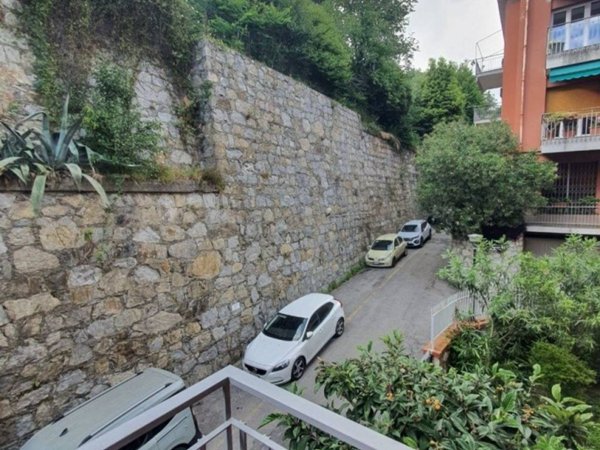 appartamento in vendita a Genova in zona Sturla