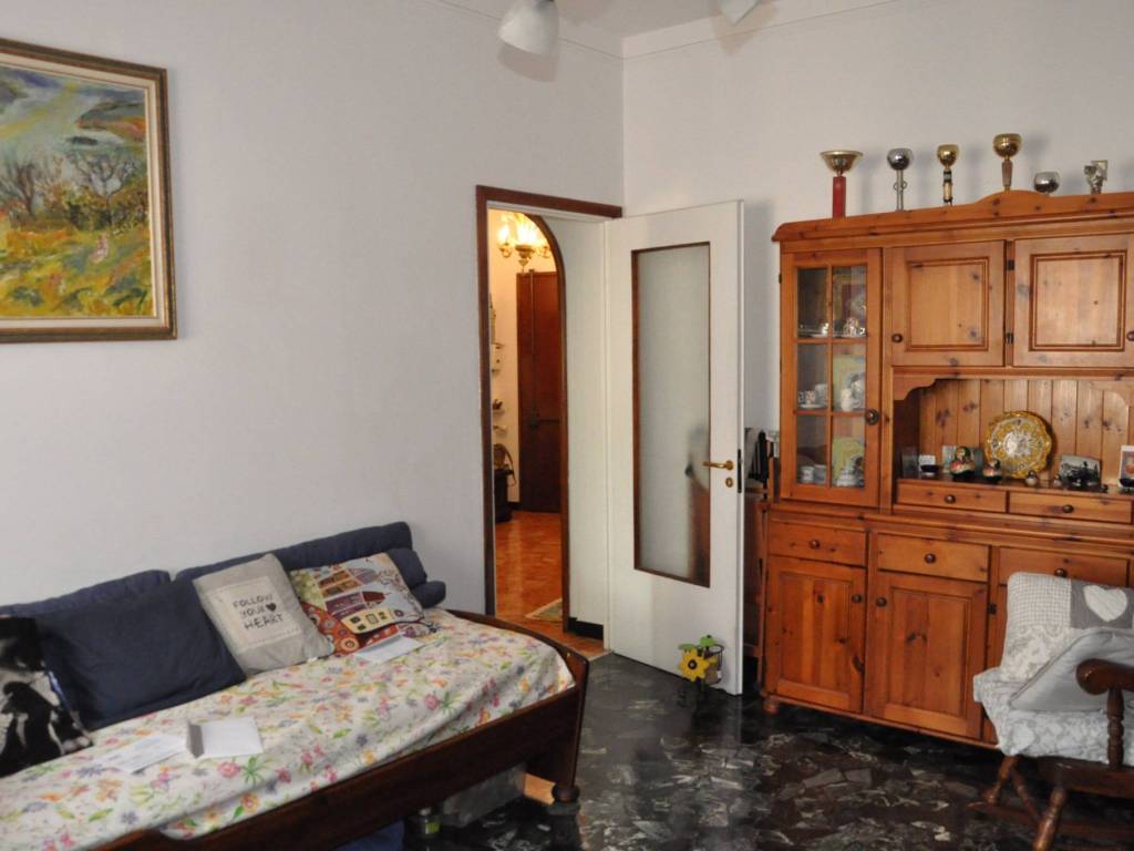 appartamento in vendita a Genova in zona Bolzaneto