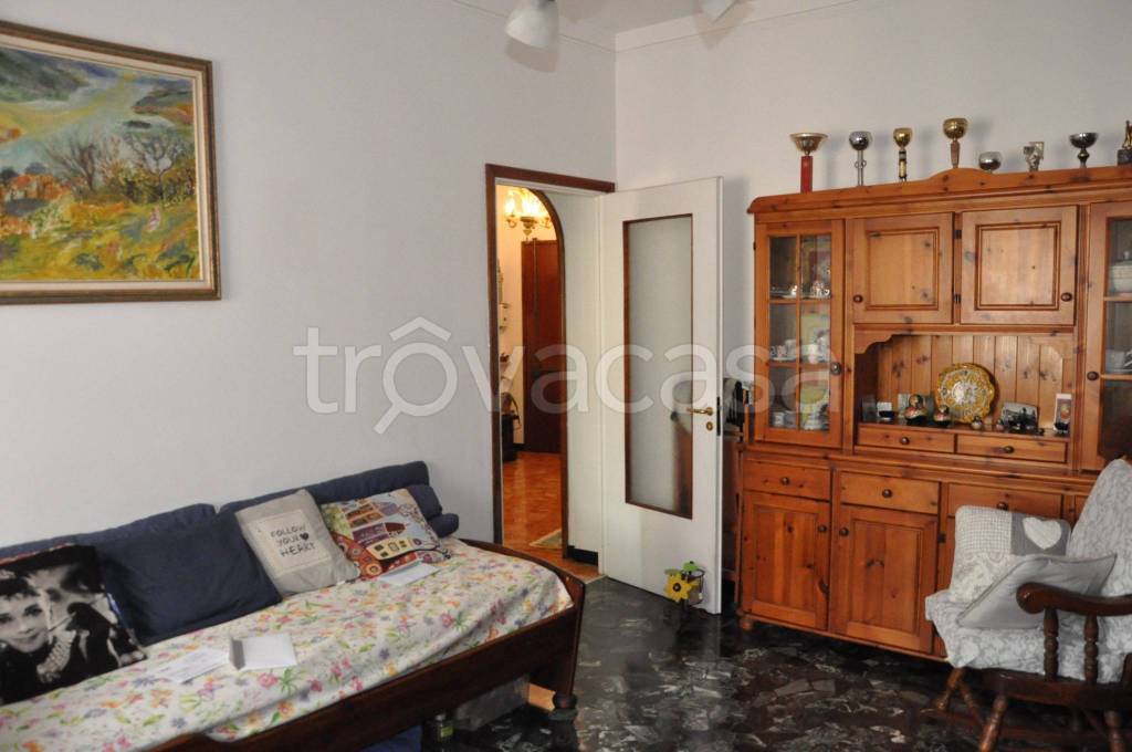 appartamento in vendita a Genova in zona Bolzaneto