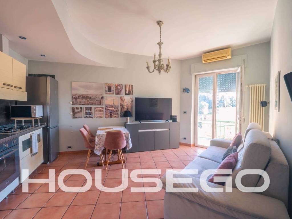 appartamento in vendita a Genova in zona Borzoli