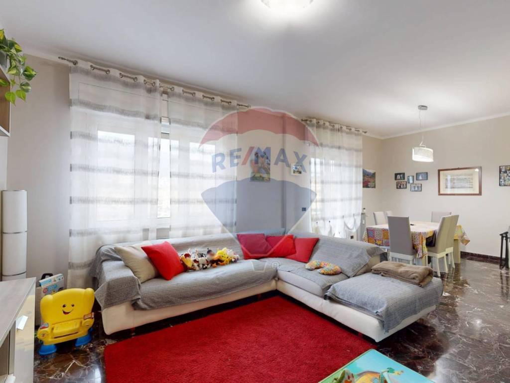 appartamento in vendita a Genova in zona Quezzi