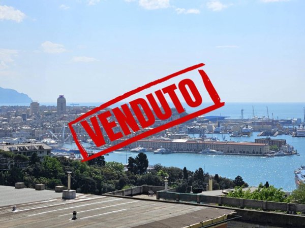 appartamento in vendita a Genova in zona Oregina