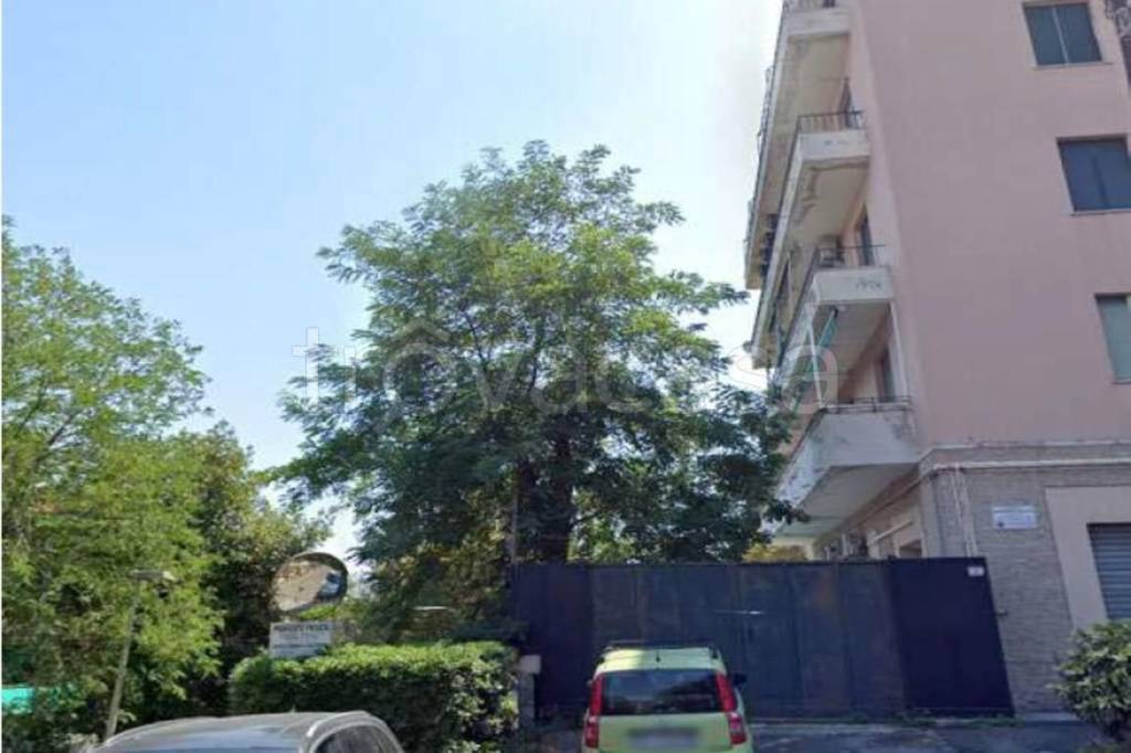 appartamento in vendita a Genova in zona Sturla