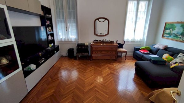 appartamento in vendita a Genova in zona Sampierdarena