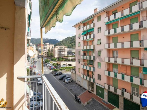 appartamento in vendita a Genova in zona Molassana