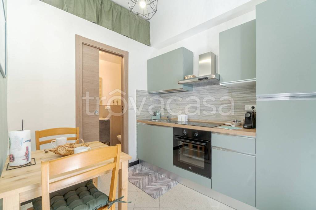 appartamento in vendita a Genova in zona Staglieno