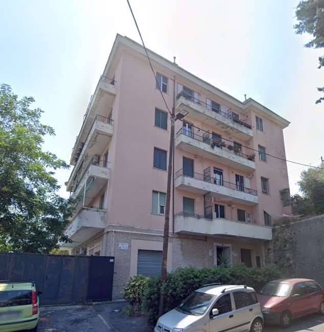 appartamento in vendita a Genova in zona Sturla