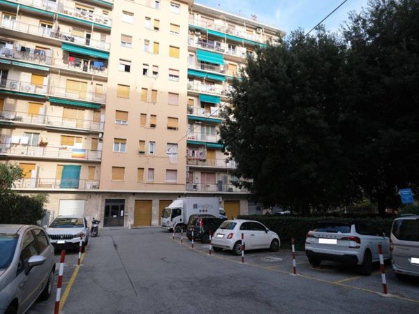 appartamento in vendita a Genova in zona Pegli