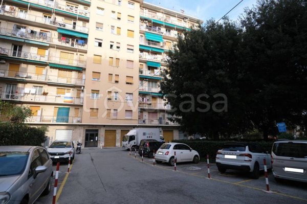 appartamento in vendita a Genova in zona Pegli