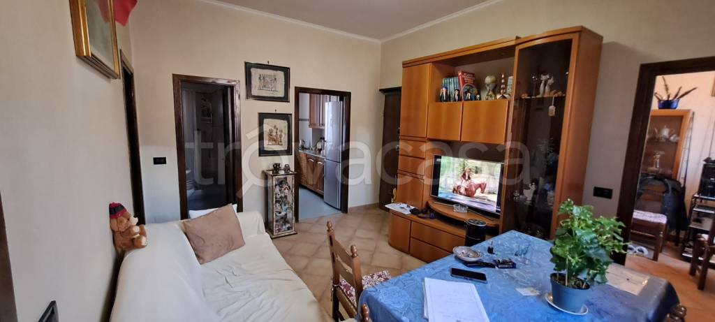 appartamento in vendita a Genova in zona Rivarolo