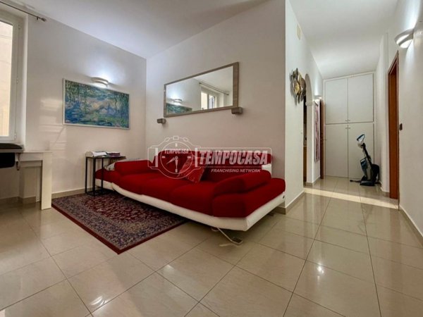 appartamento in vendita a Genova in zona Sestri Ponente