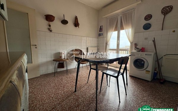 appartamento in vendita a Genova in zona Sestri Ponente