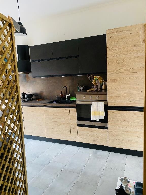 appartamento in vendita a Genova in zona Sestri Ponente