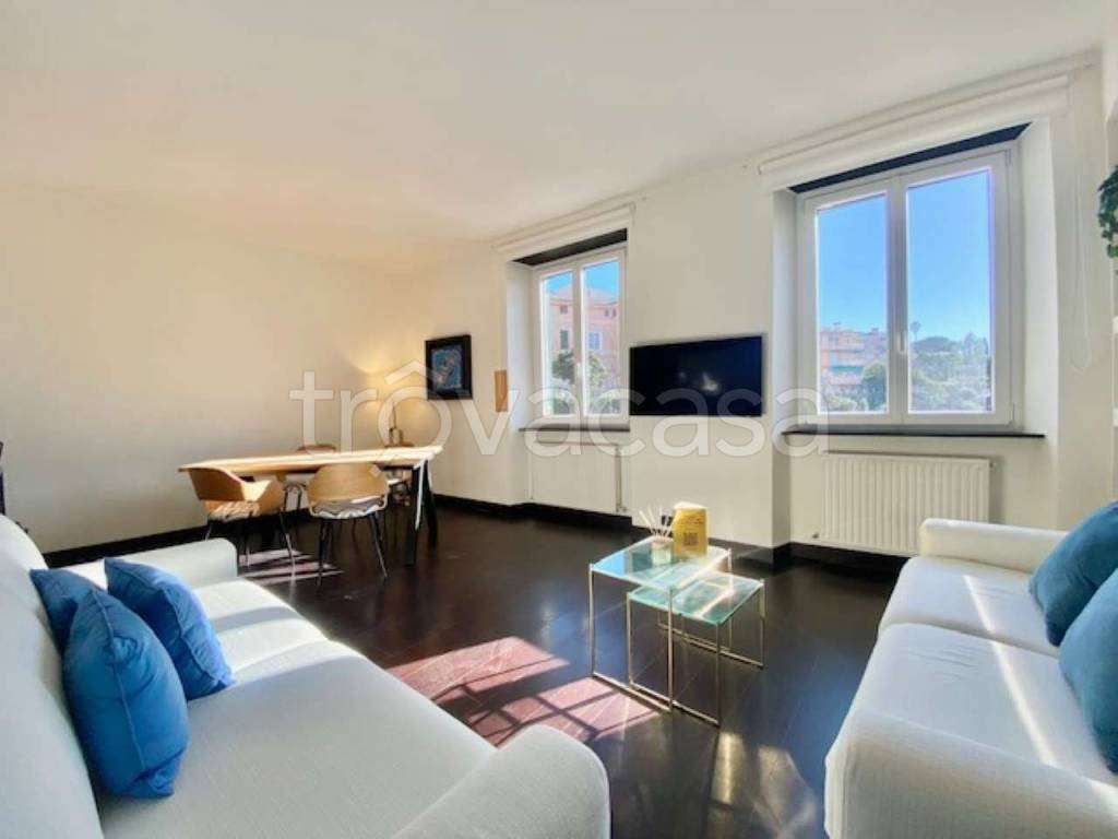 appartamento in vendita a Genova in zona Nervi