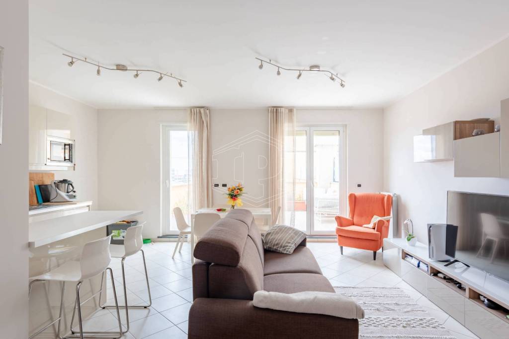 appartamento in vendita a Genova in zona Sestri Ponente