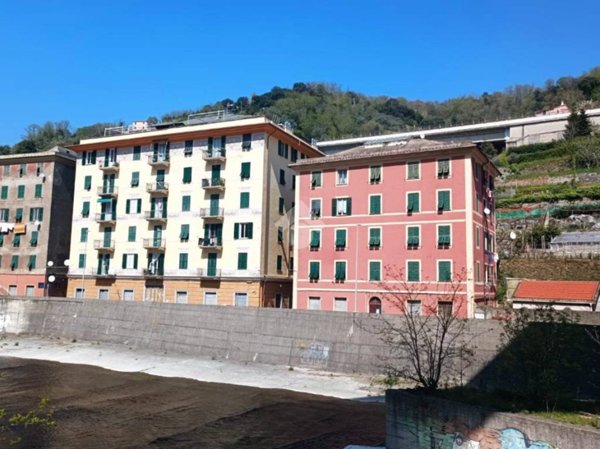 appartamento in vendita a Genova in zona Voltri