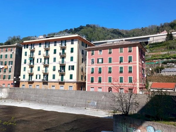 appartamento in vendita a Genova in zona Voltri