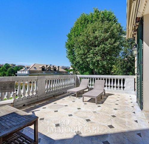 appartamento in vendita a Genova in zona Albaro