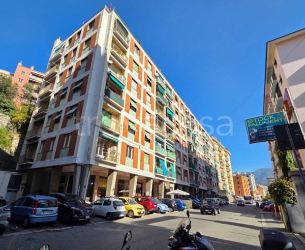 appartamento in vendita a Genova in zona Molassana