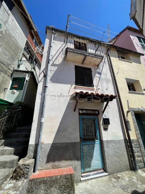 casa indipendente in vendita a Genova in zona Bavari