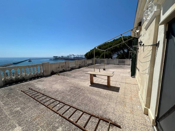 appartamento in vendita a Genova in zona Pegli