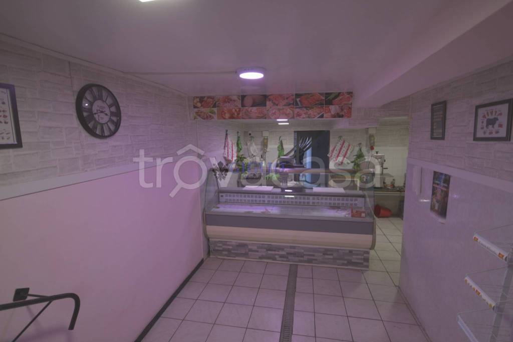 negozio in vendita a Genova in zona DiNegro