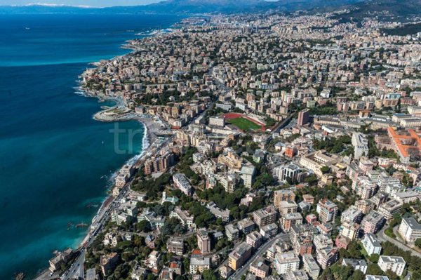 appartamento in vendita a Genova in zona Sturla