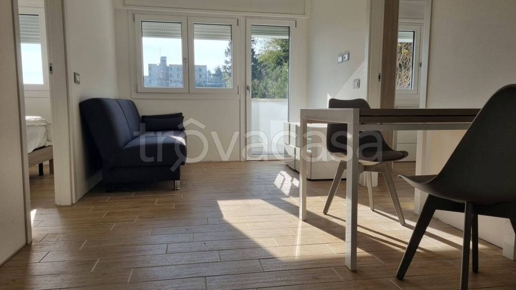 appartamento in vendita a Genova in zona Rivarolo