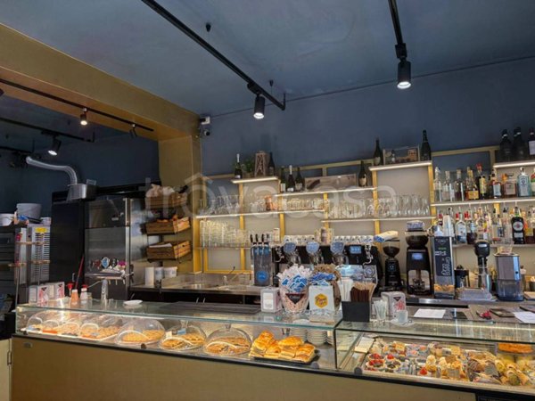 negozio in vendita a Genova in zona Struppa