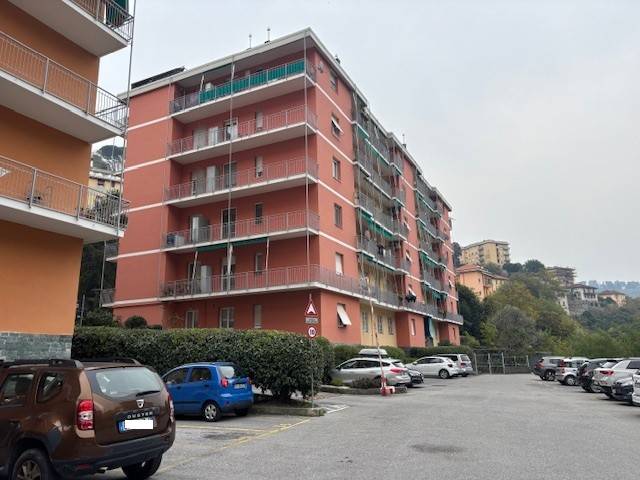 appartamento in vendita a Genova in zona Pontedecimo