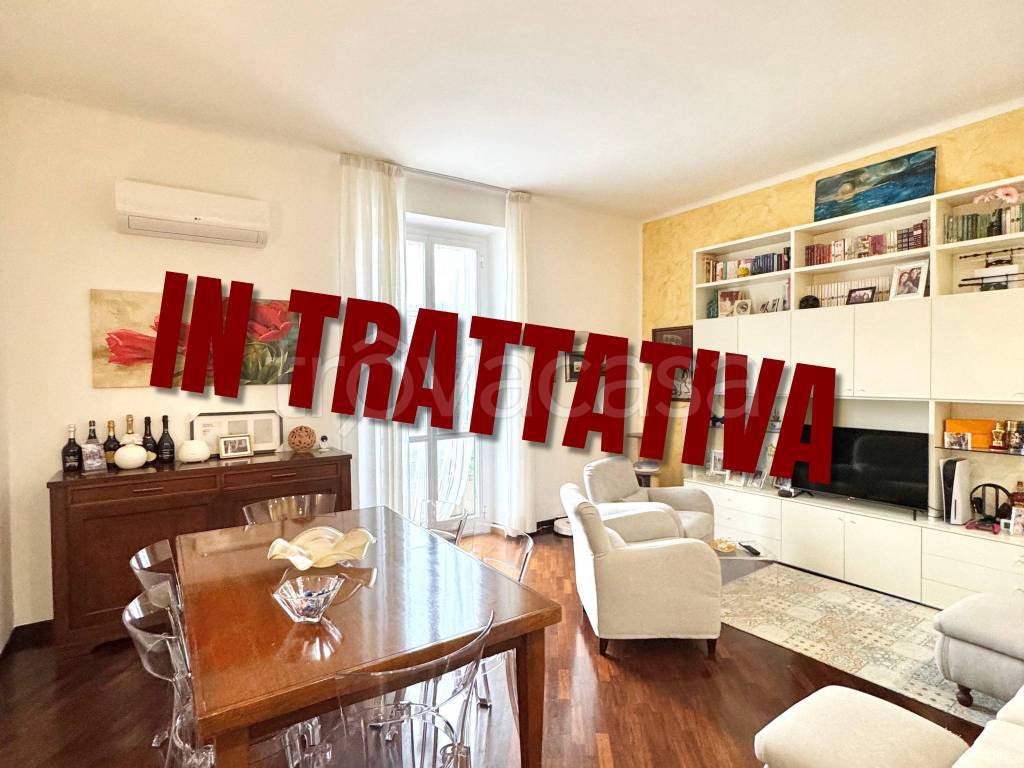 appartamento in vendita a Genova in zona Sestri Ponente