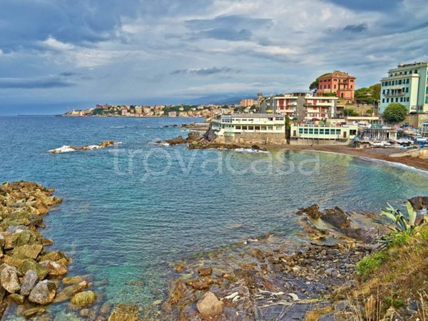 casa indipendente in vendita a Genova in zona Albaro