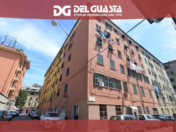appartamento in vendita a Genova in zona Certosa