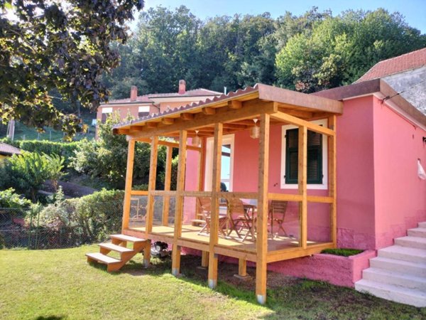 casa indipendente in vendita a Genova in zona Bolzaneto