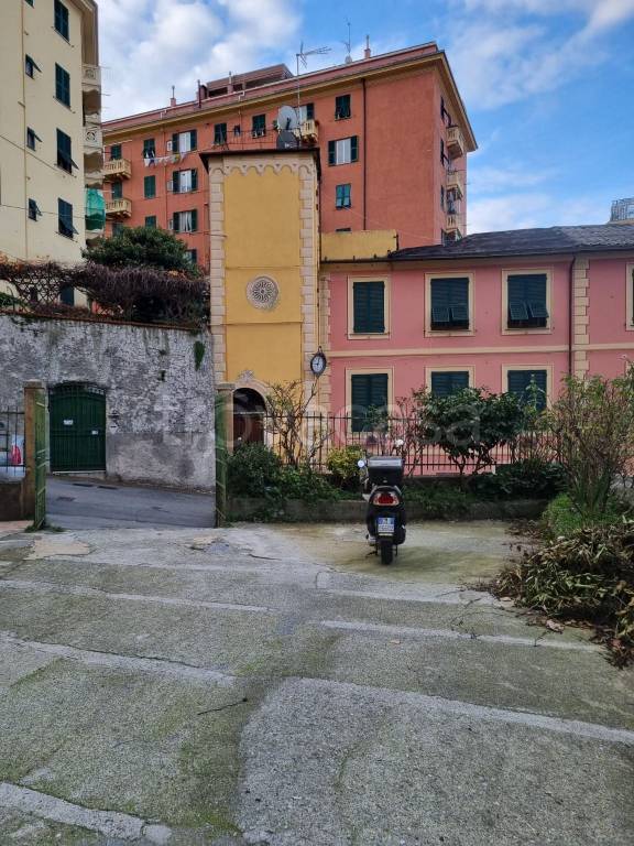 quadrivano in vendita a Genova in zona San Martino