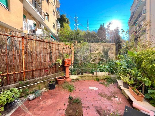 appartamento in vendita a Genova in zona Struppa