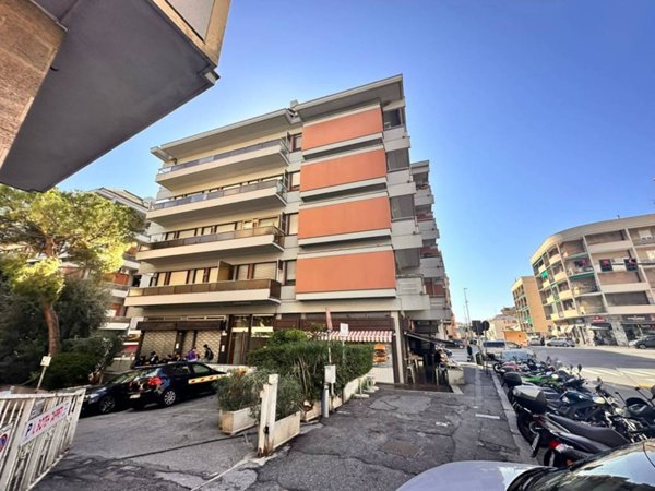 ufficio in vendita a Genova in zona San Martino