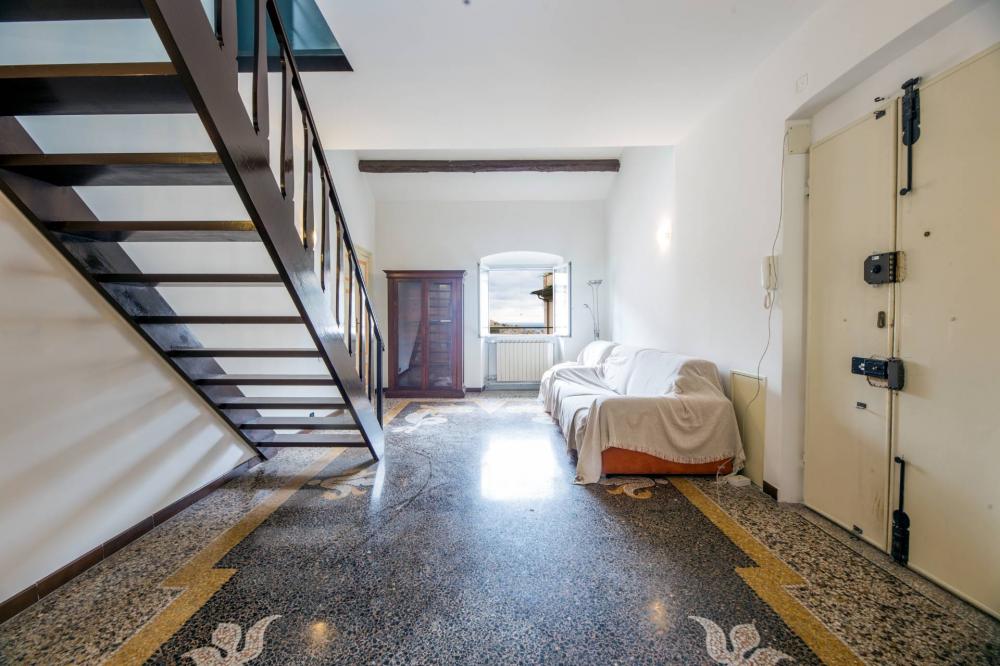 appartamento in vendita a Genova in zona Lagaccio / Granarolo