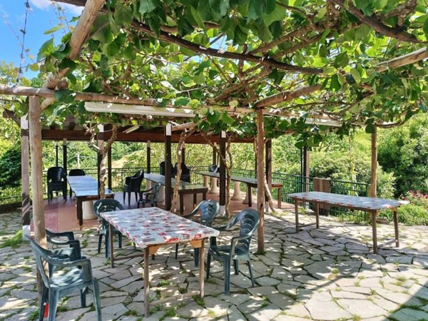 casa indipendente in vendita a Genova in zona Voltri