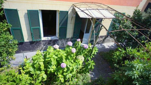 appartamento in vendita a Genova in zona Albaro