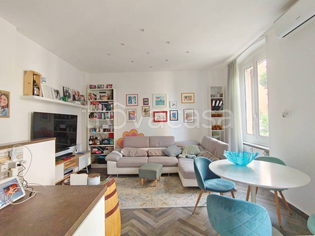 appartamento in vendita a Genova in zona Albaro