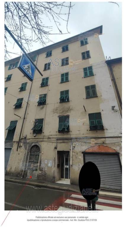 negozio in vendita a Genova in zona Rivarolo