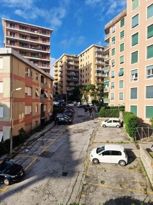 appartamento in vendita a Genova in zona Sampierdarena