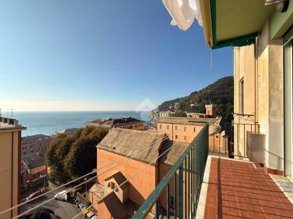 appartamento in vendita a Genova in zona Voltri