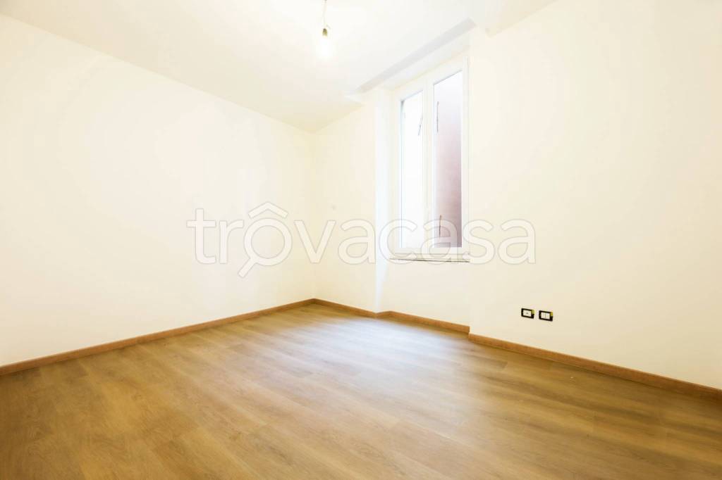 appartamento in vendita a Genova in zona Sottoripa / Maddalena / Molo