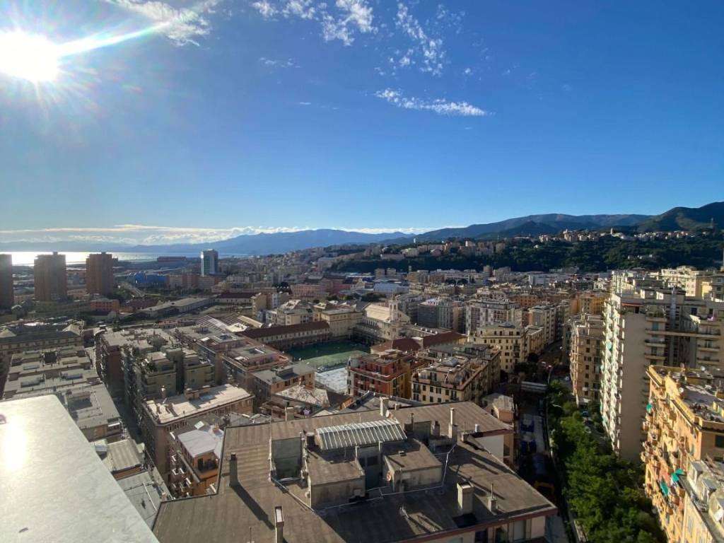 appartamento in vendita a Genova in zona Sampierdarena