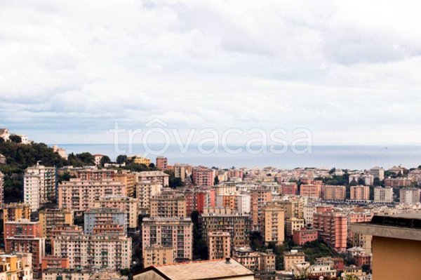 appartamento in vendita a Genova in zona Marassi