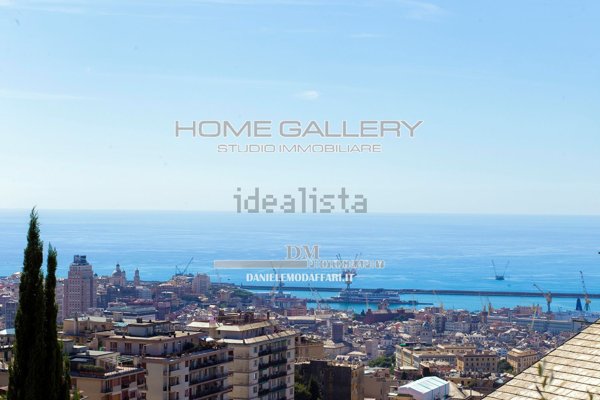 casa indipendente in vendita a Genova in zona Castelletto