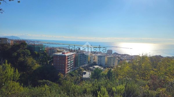 appartamento in vendita a Genova in zona Pegli