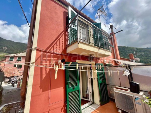 appartamento in vendita a Genova in zona Bavari